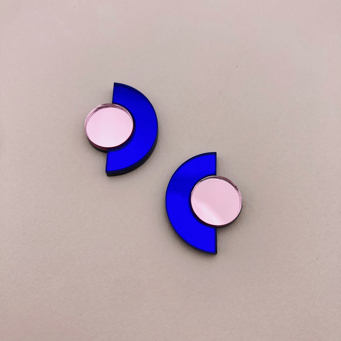 Boucles d'oreilles puces miroir - Roseline