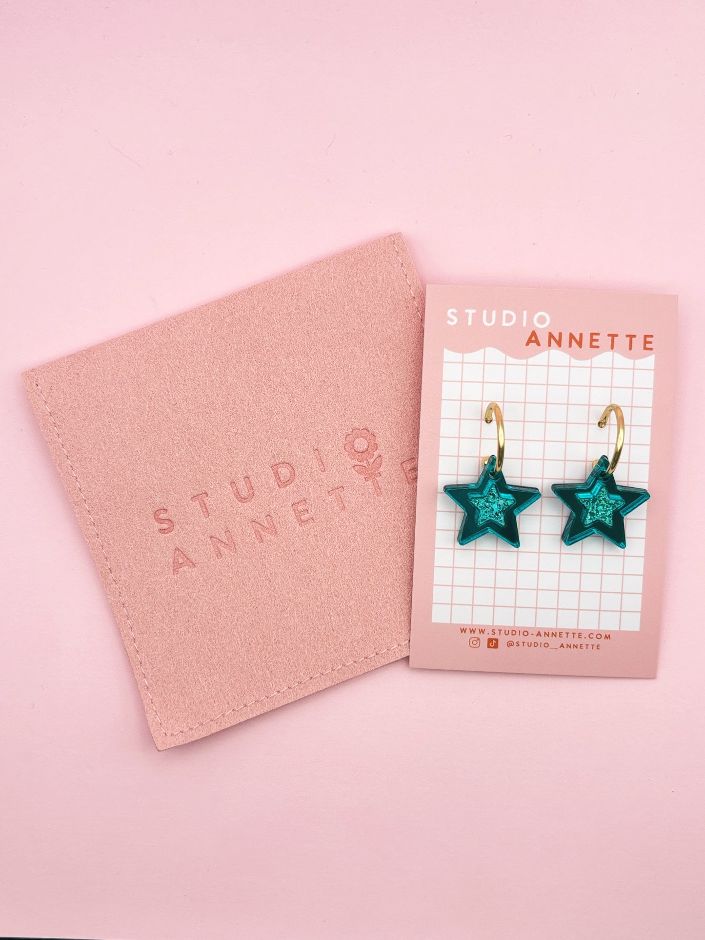 Boucles d'Oreilles Créoles Étoiles Scintillantes