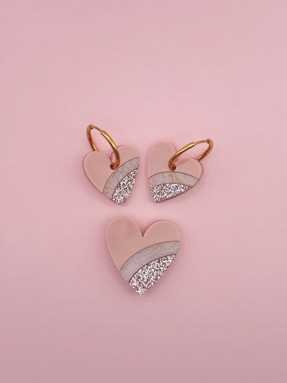 Coffret Boucles d'Oreilles + Broche Coeurs Arc-En-Ciel